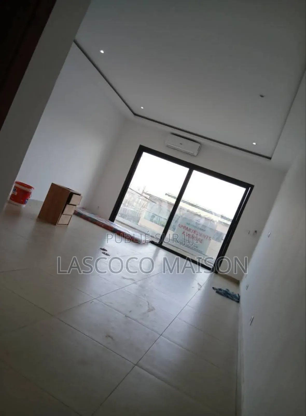 2chbre Appartement dans Lascoco Maison, Cocody à Louer
