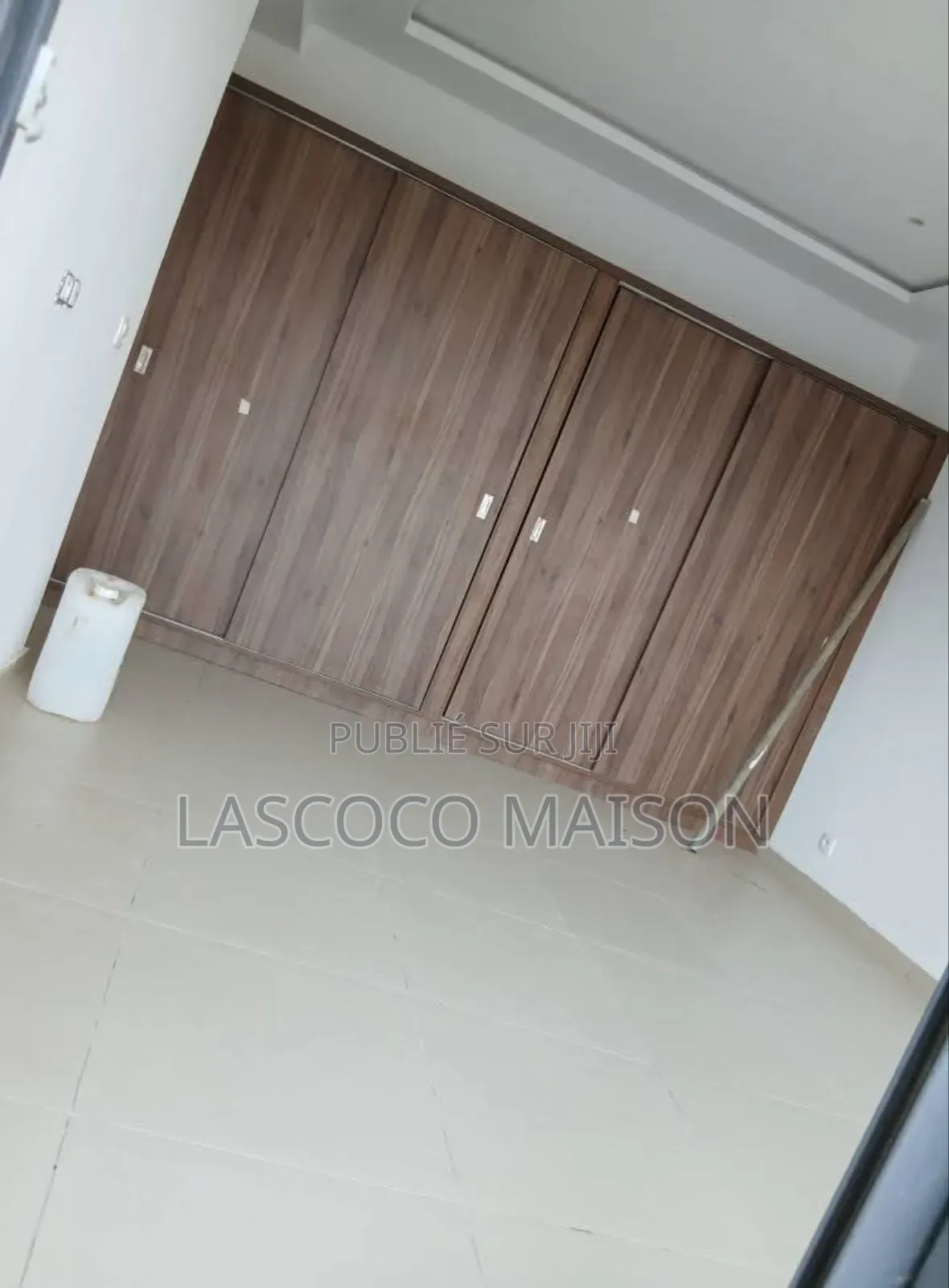 2chbre Appartement dans Lascoco Maison, Cocody à Louer