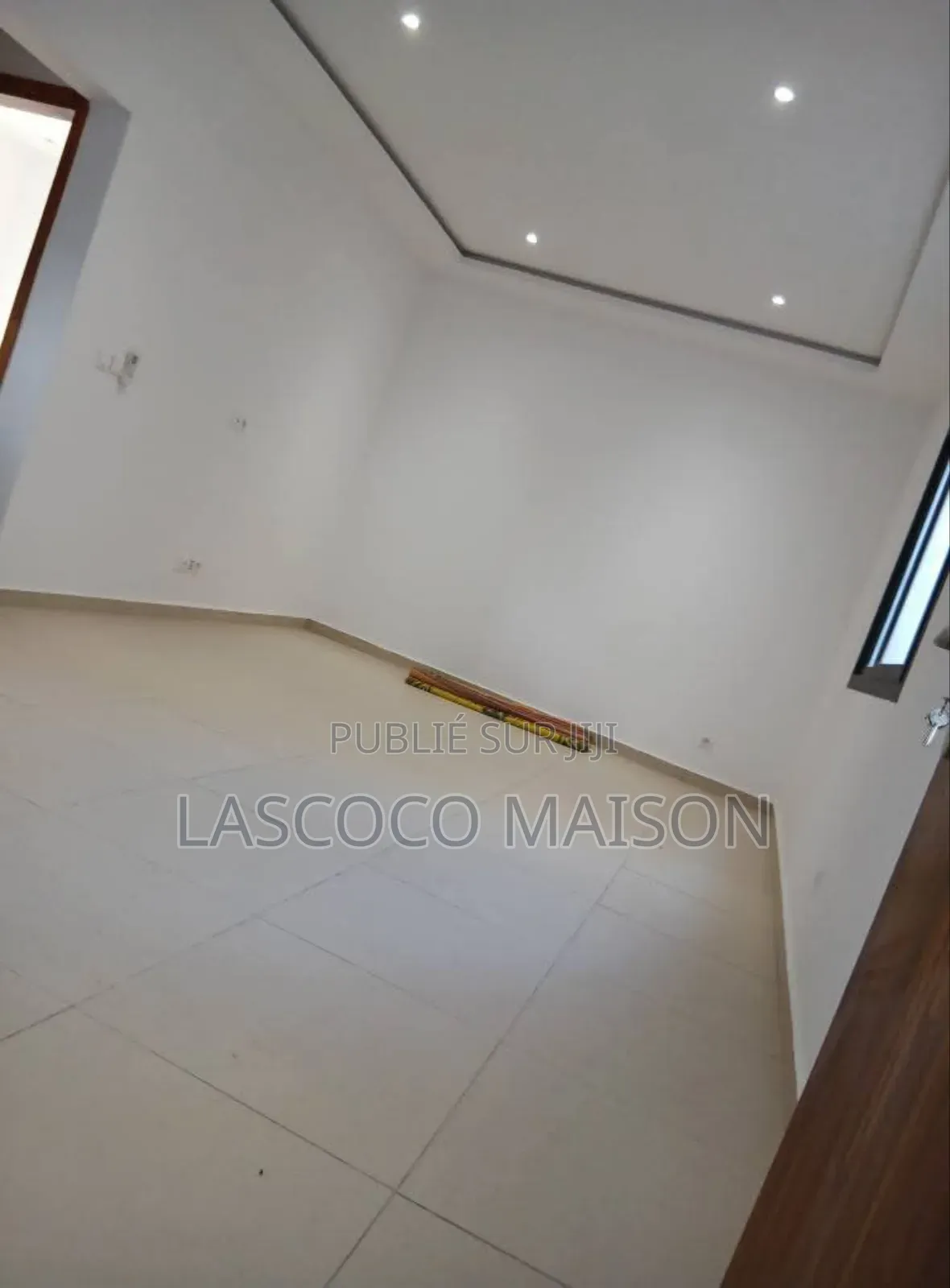 2chbre Appartement dans Lascoco Maison, Cocody à Louer