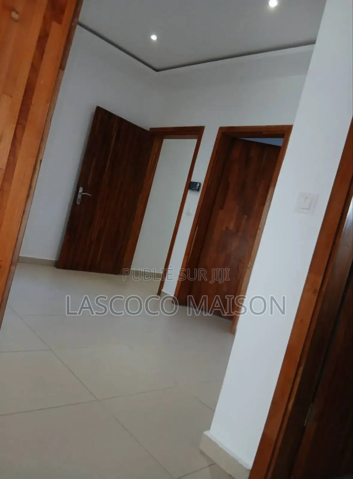 2chbre Appartement dans Lascoco Maison, Cocody à Louer