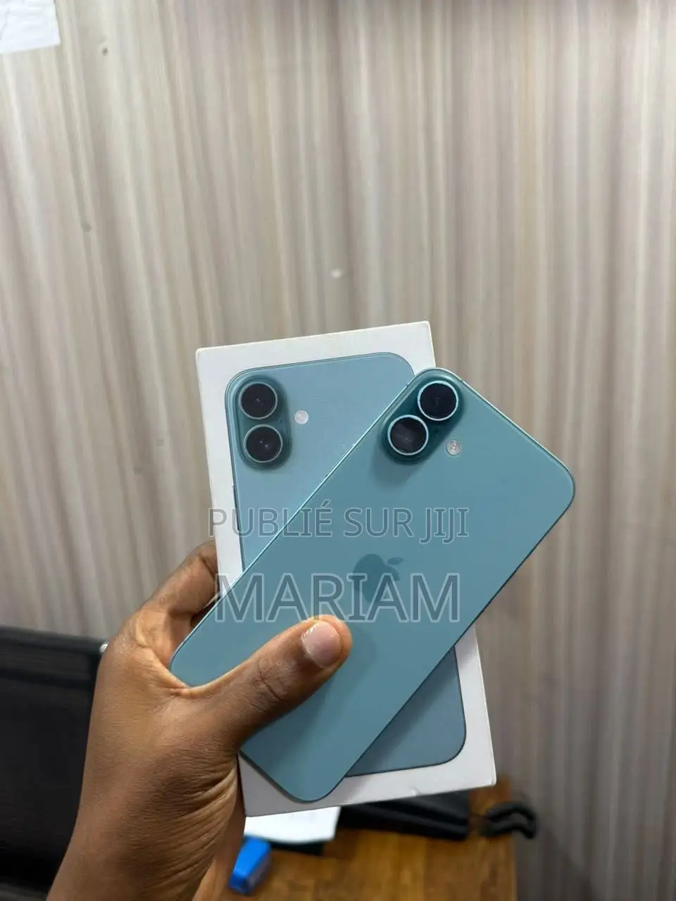 New Apple iPhone 16 Plus 128 GB Vert