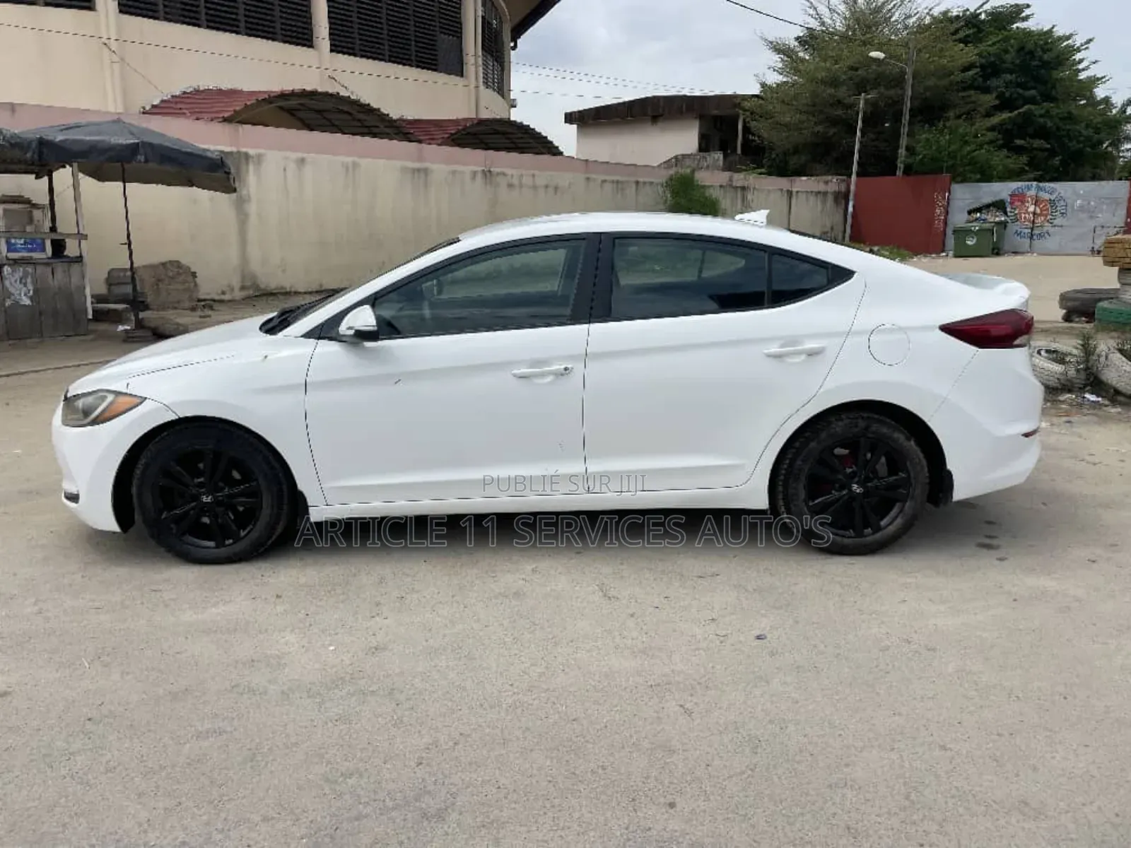 Hyundai Elantra SE Sedan FWD (2.0L 4cyl 6M) 2017 Blanc