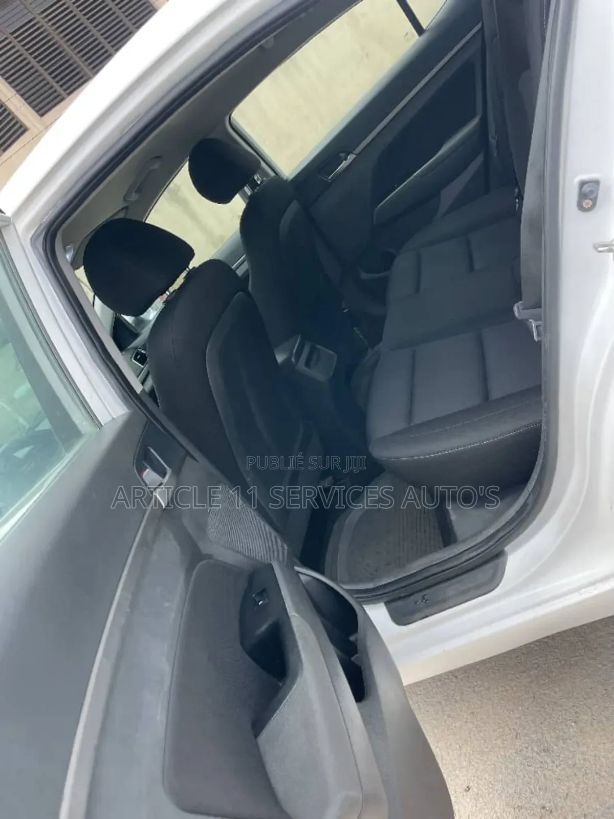 Hyundai Elantra SE Sedan FWD (2.0L 4cyl 6M) 2017 Blanc