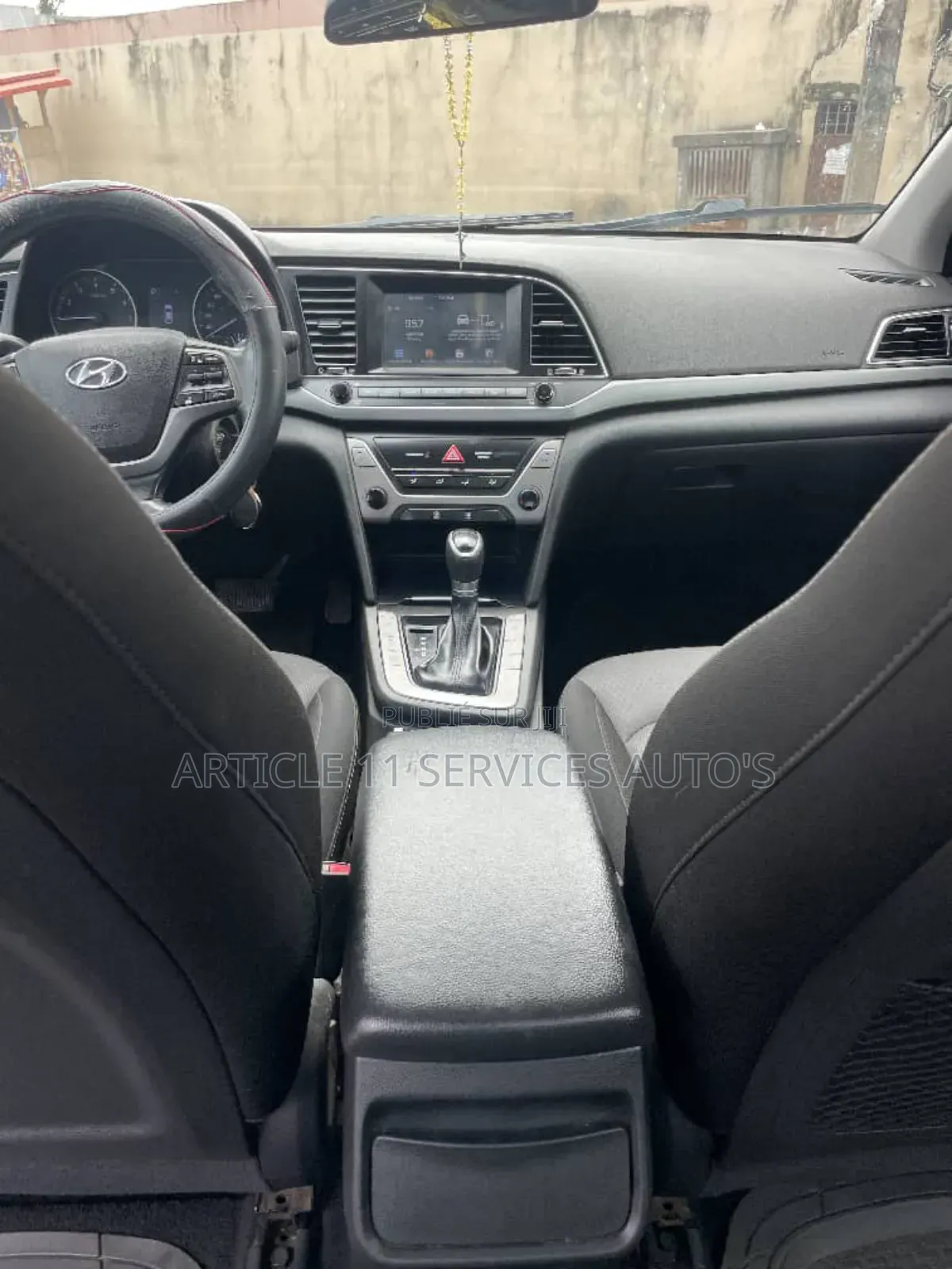 Hyundai Elantra SE Sedan FWD (2.0L 4cyl 6M) 2017 Blanc