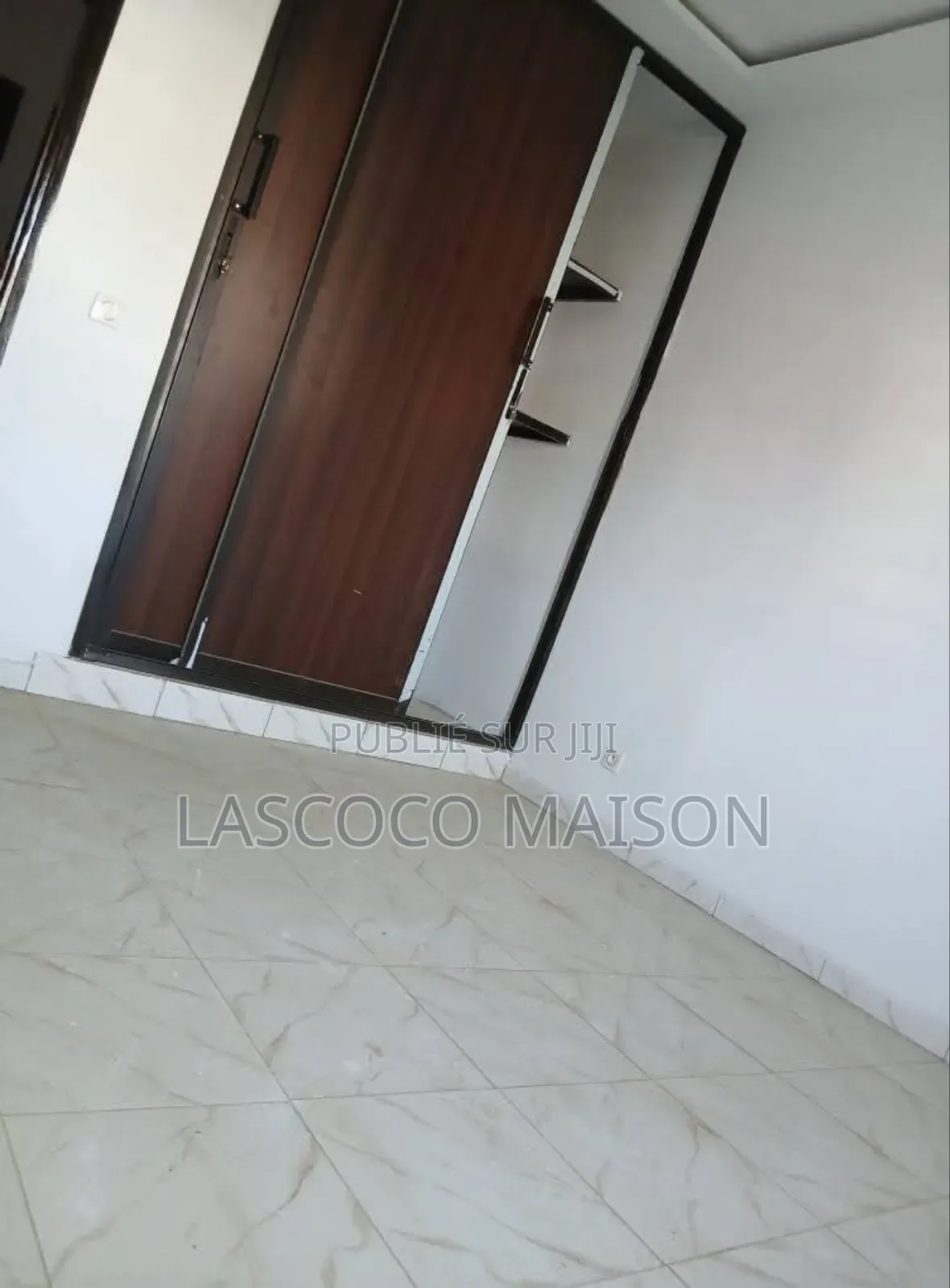 2chbre Appartement dans Lascoco Maison, Cocody à Louer