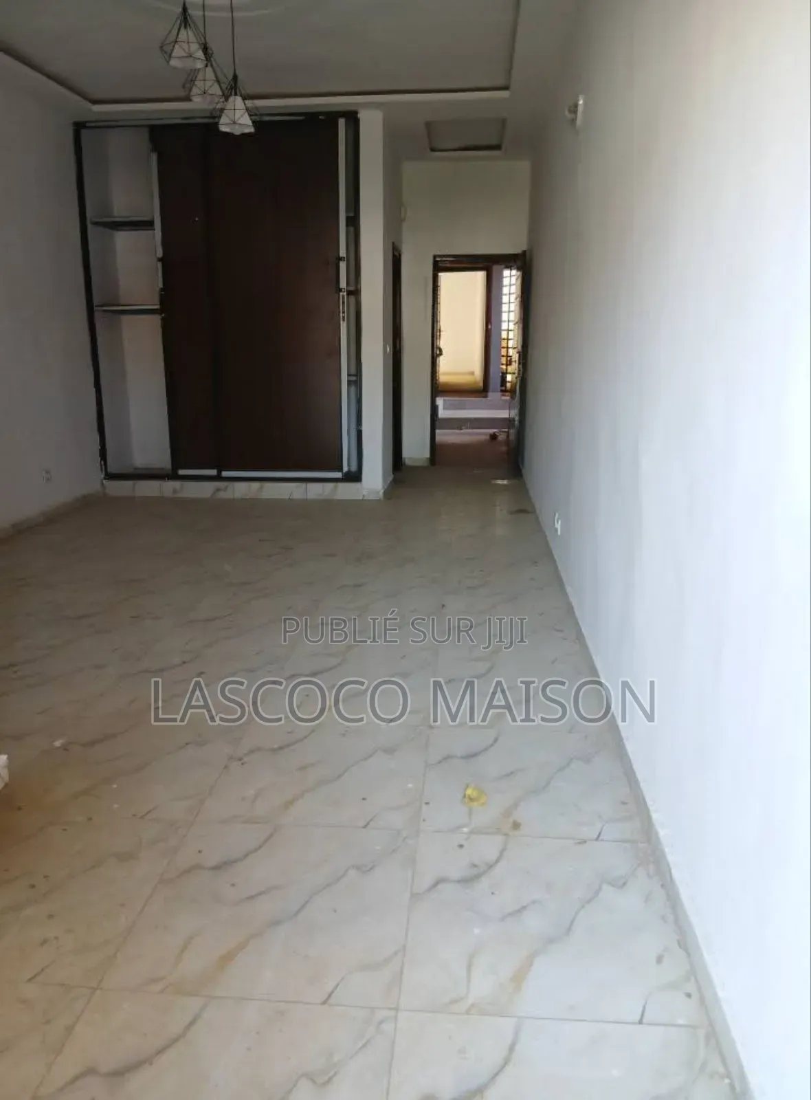 2chbre Appartement dans Lascoco Maison, Cocody à Louer