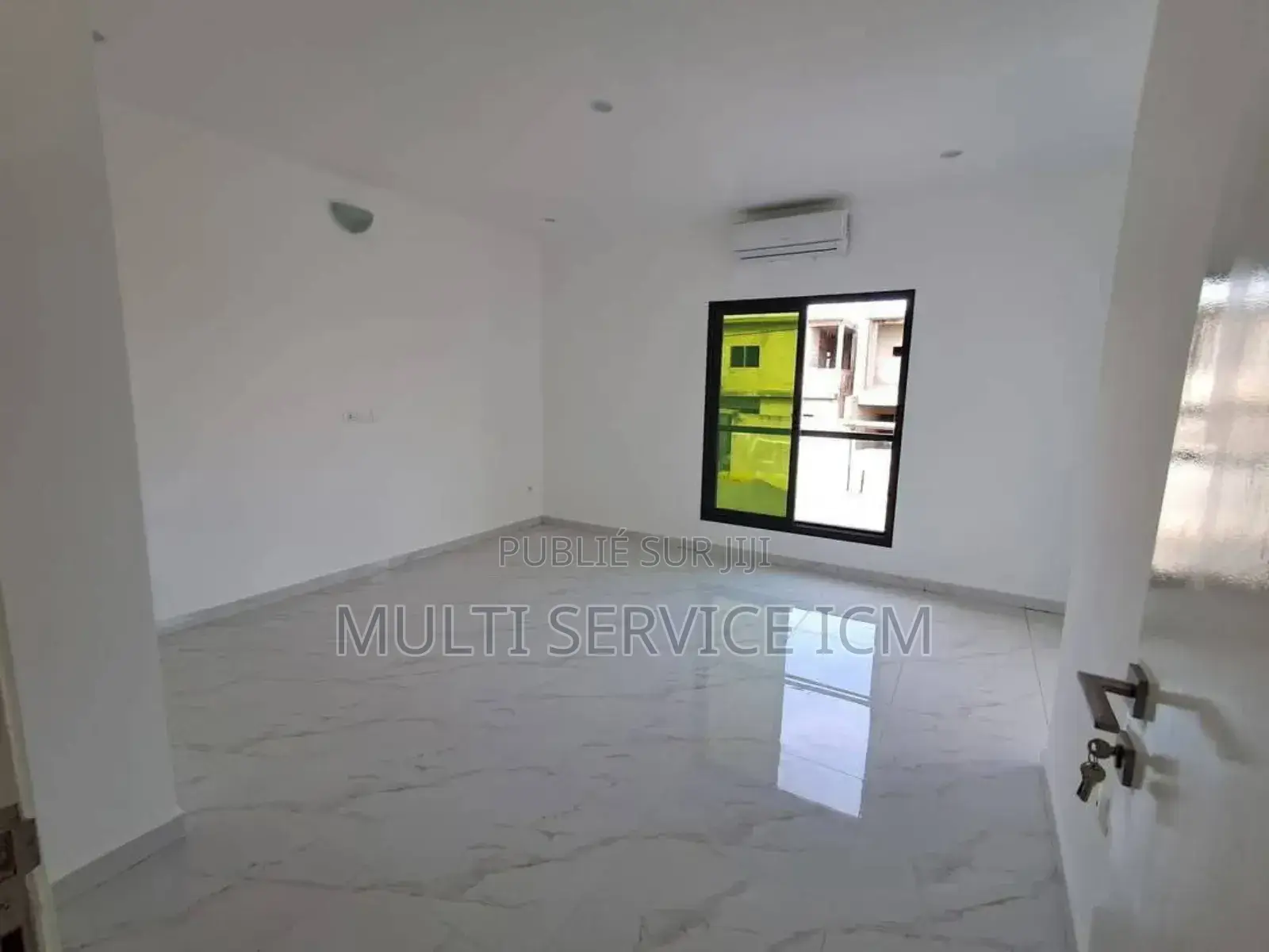 6chbre Duplex dans Ismael Coulibaly, Cocody à Vendre