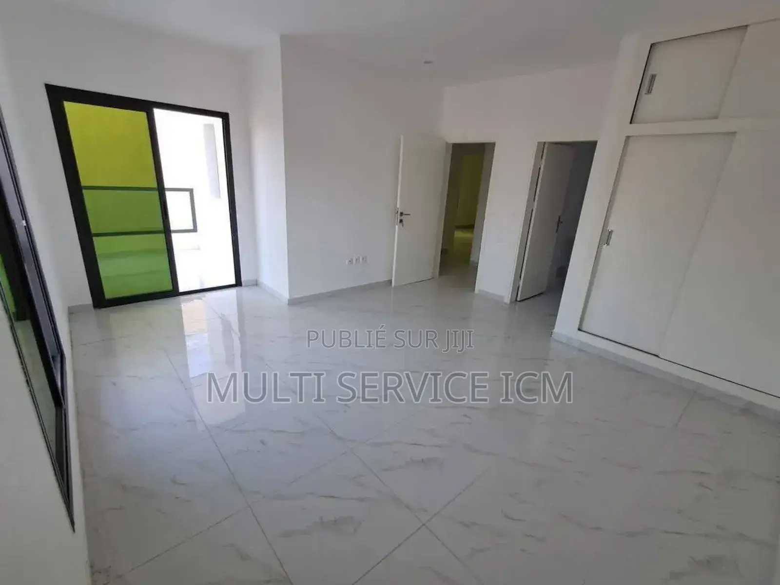 6chbre Duplex dans Ismael Coulibaly, Cocody à Vendre