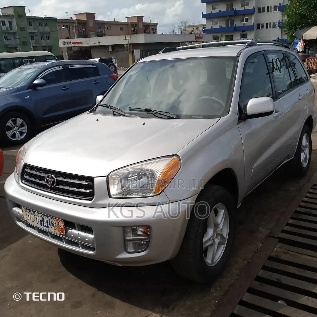 Toyota RAV4 Automatic 2003 Gris
