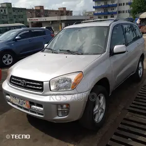 Toyota RAV4 Automatic 2003 Gris
