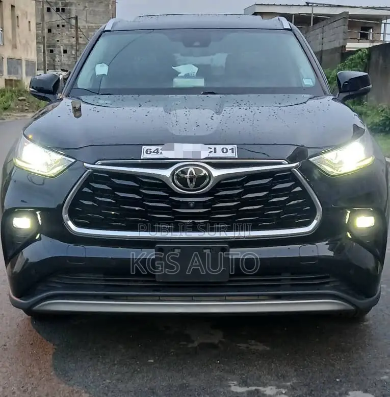 Toyota Highlander Limited 2022 Noir