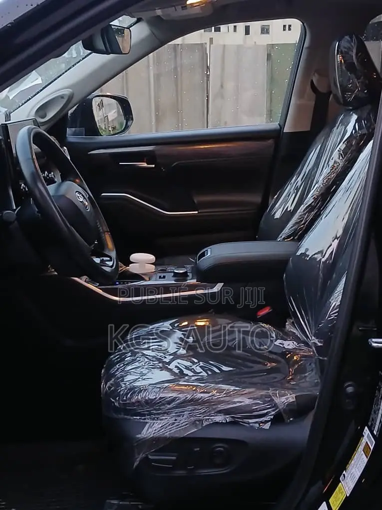 Toyota Highlander Limited 2022 Noir