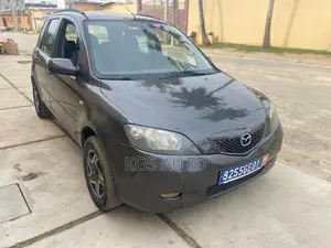 Photo - Mazda 2 1.5 2003 Gris