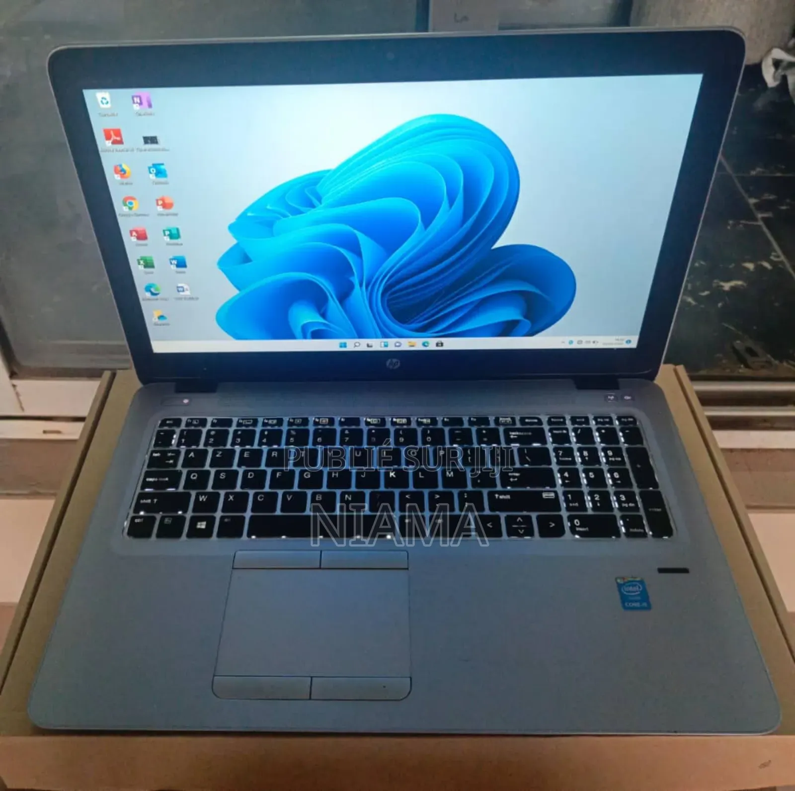 New Ordinateur Portable HP EliteBook 850 G3 8GB Intel Core I5 SSD 256GB