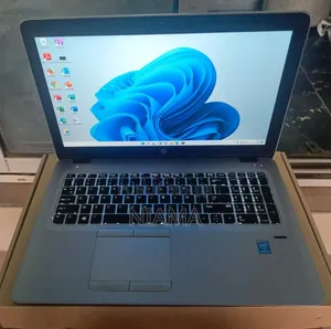 Photo - New Ordinateur Portable HP EliteBook 850 G3 8GB Intel Core I5 SSD 256GB