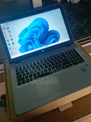 New Ordinateur Portable HP EliteBook 850 G3 8GB Intel Core I5 SSD 256GB