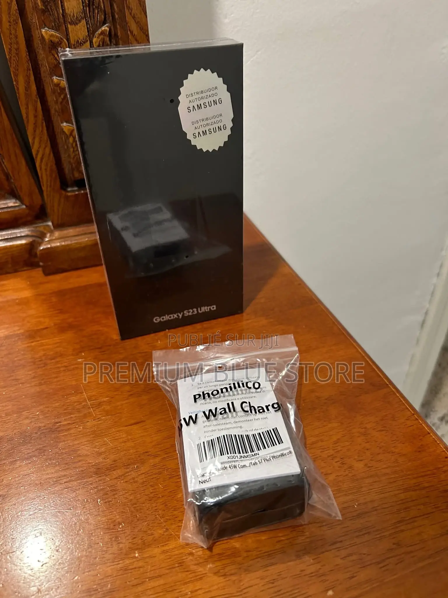 Neuf Samsung Galaxy S23 Ultra 256 GB Autre