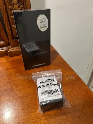 Neuf Samsung Galaxy S23 Ultra 256 GB Autre