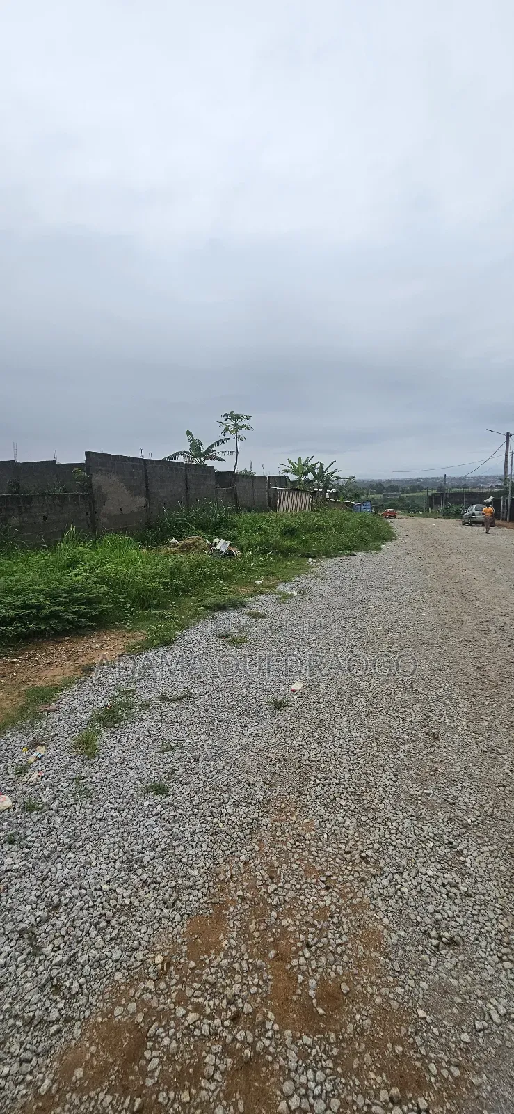 Abatta Un Terrain De 1000m2 en Vente Avec Acd Clôture