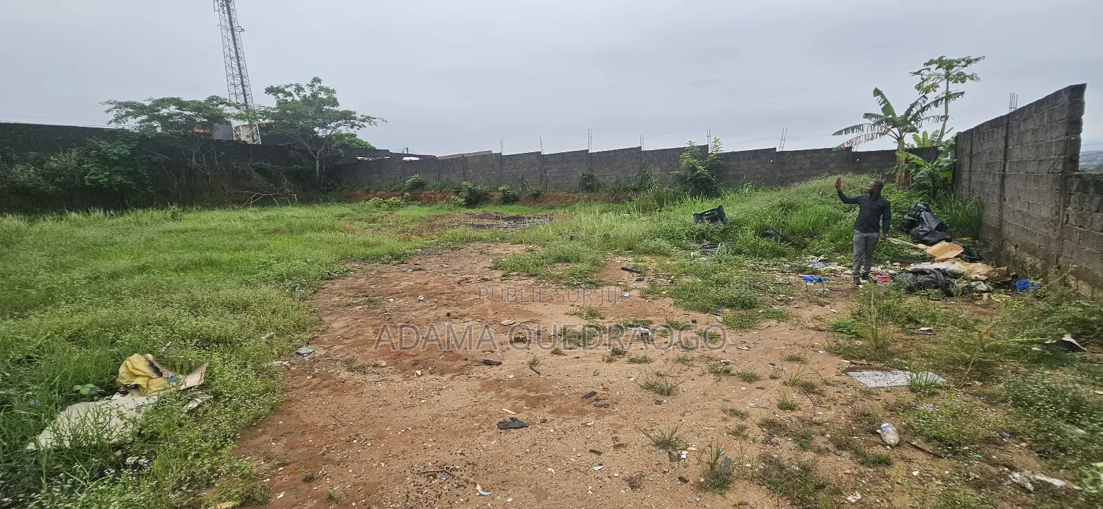 Abatta Un Terrain De 1000m2 en Vente Avec Acd Clôture