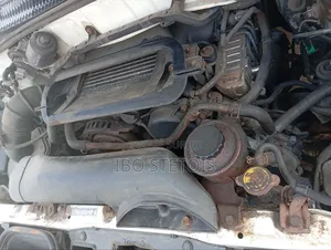 Toyota HiAce 2018 Blanc