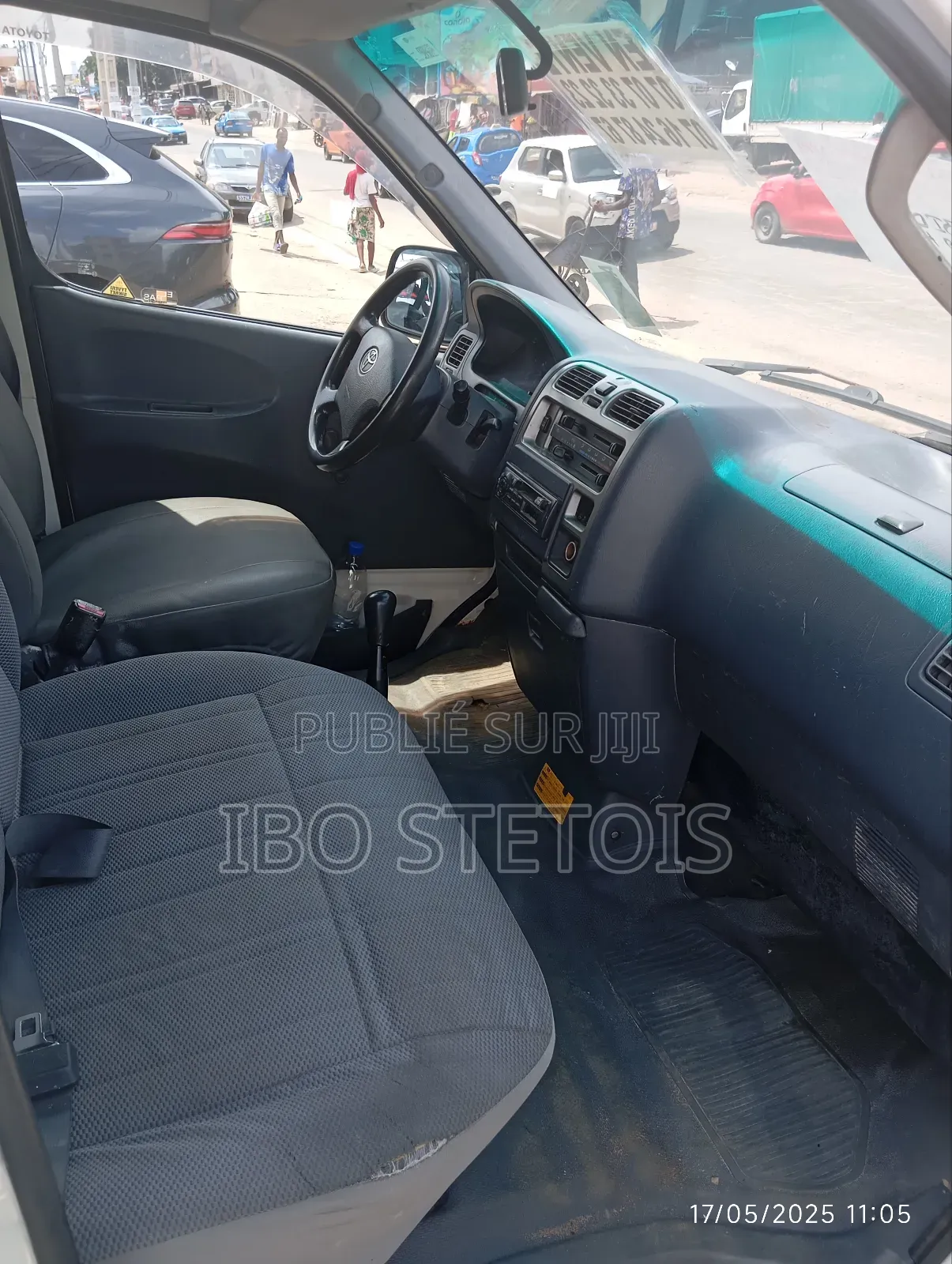 Toyota HiAce 2018 Blanc