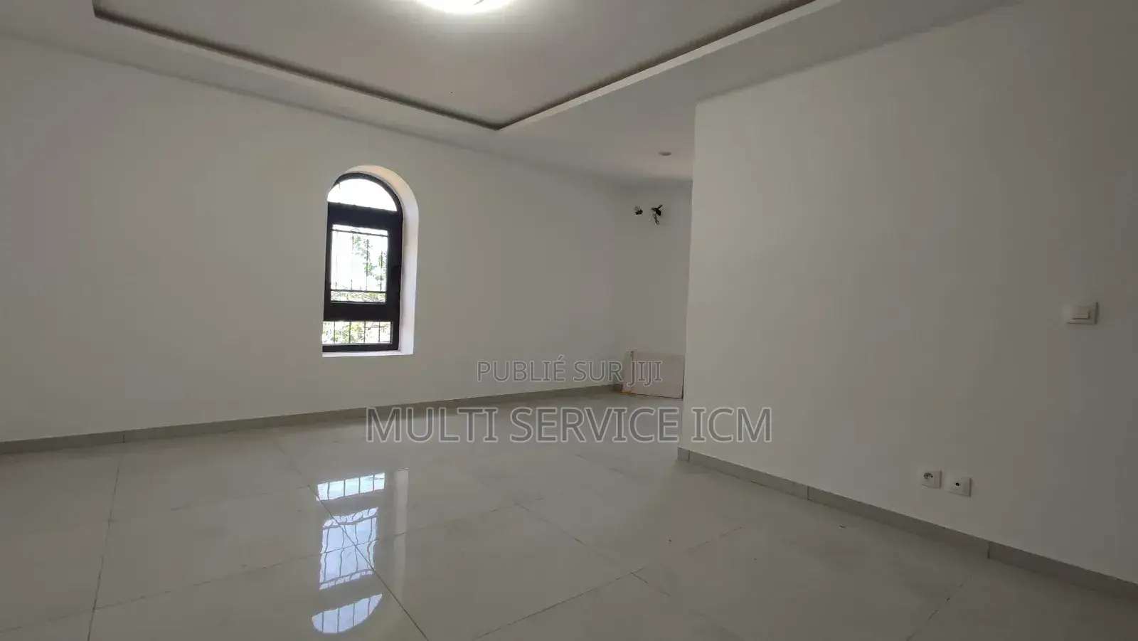 3chbre Duplex dans Cocody à Vendre