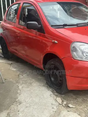 Toyota Yaris 2005 Rouge