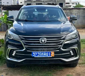 Photo - New Changan CS35 2022 Noir