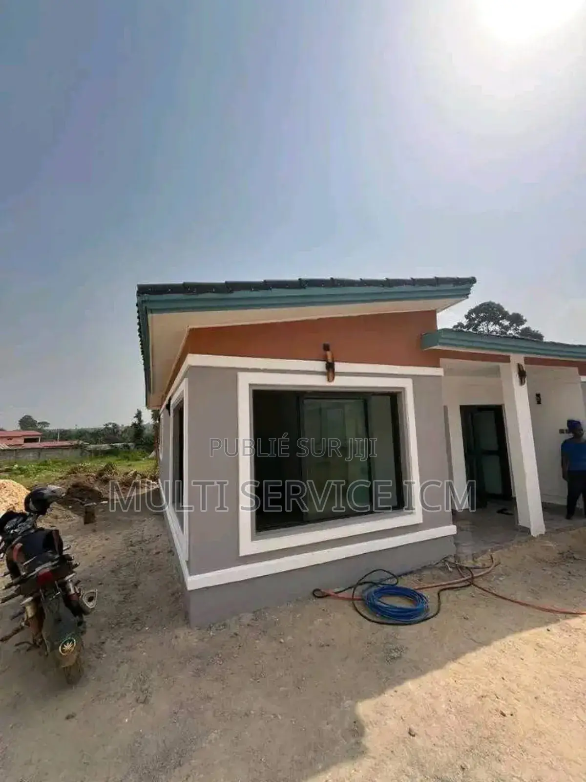 Furnished 6chbre Duplex dans Ismaël Coulibaly, Bingerville à Vendre