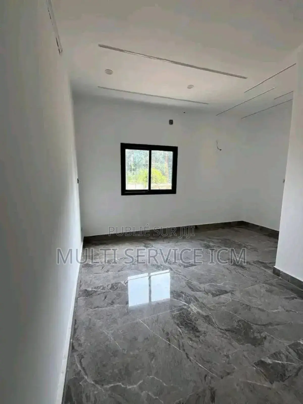 Furnished 6chbre Duplex dans Ismaël Coulibaly, Bingerville à Vendre
