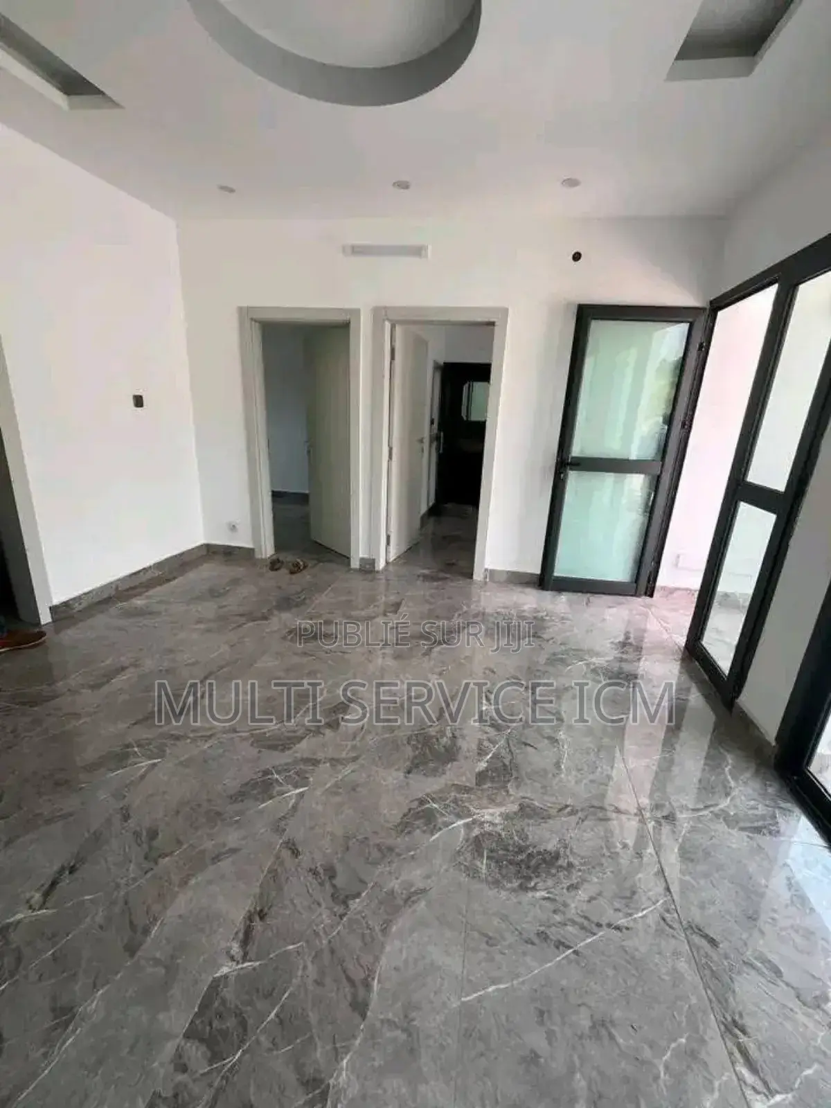 Furnished 6chbre Duplex dans Ismaël Coulibaly, Bingerville à Vendre