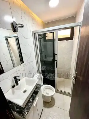 5chbre Duplex dans Cocody à Louer