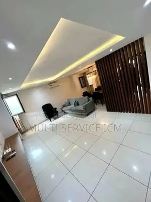 5chbre Duplex dans Cocody à Louer