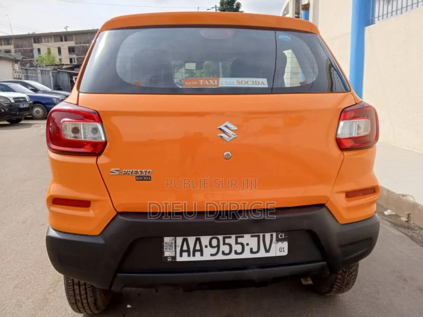 Suzuki S-Presso 2024 Orange