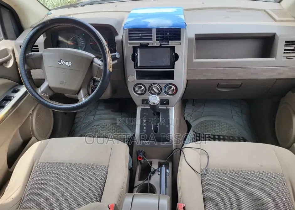 Jeep Boussole 2.0 CRD 2007 Rouge