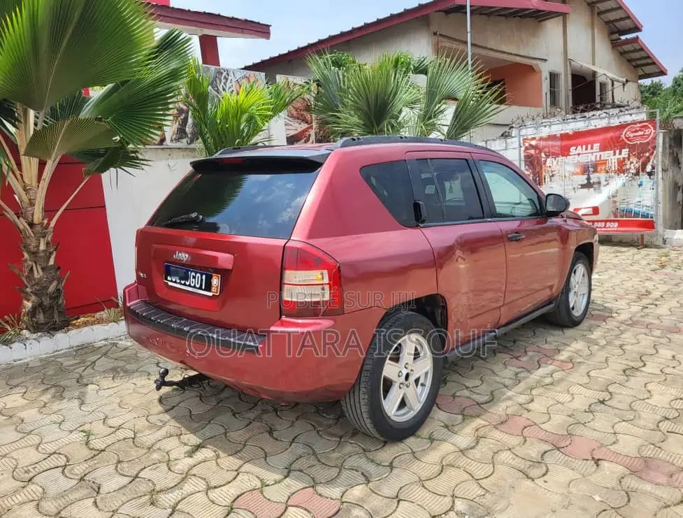 Jeep Boussole 2.0 CRD 2007 Rouge