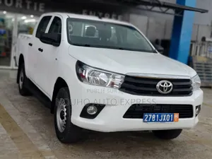 Photo - Toyota Hilux 2020 Blanc