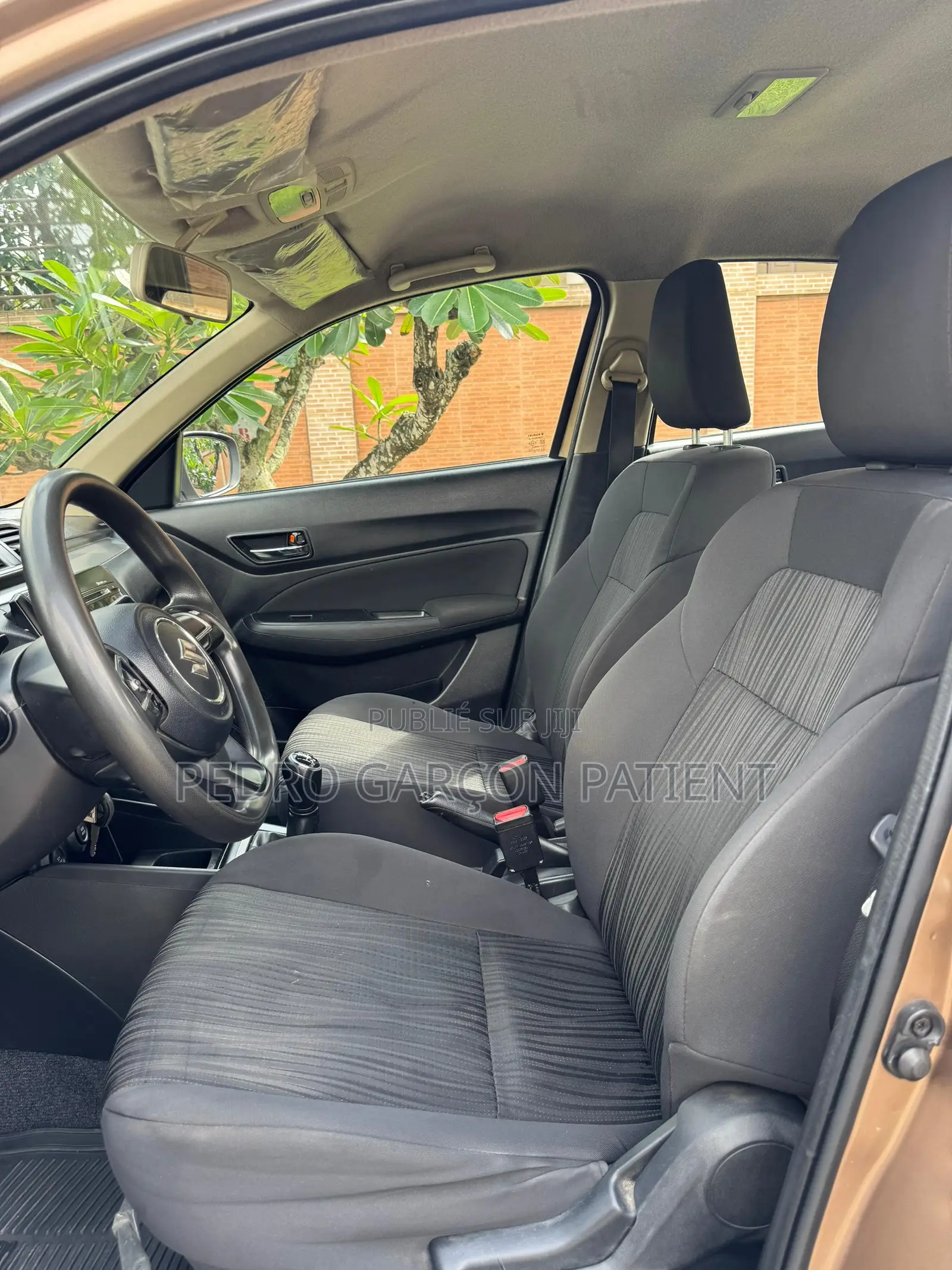 Suzuki Dzire 2024 Marron