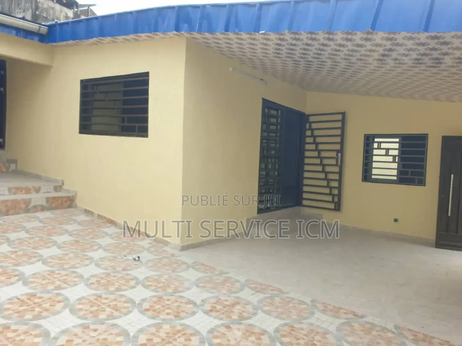 6chbre Duplex dans Cocody à Vendre