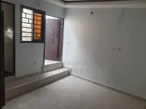 6chbre Duplex dans Cocody à Vendre