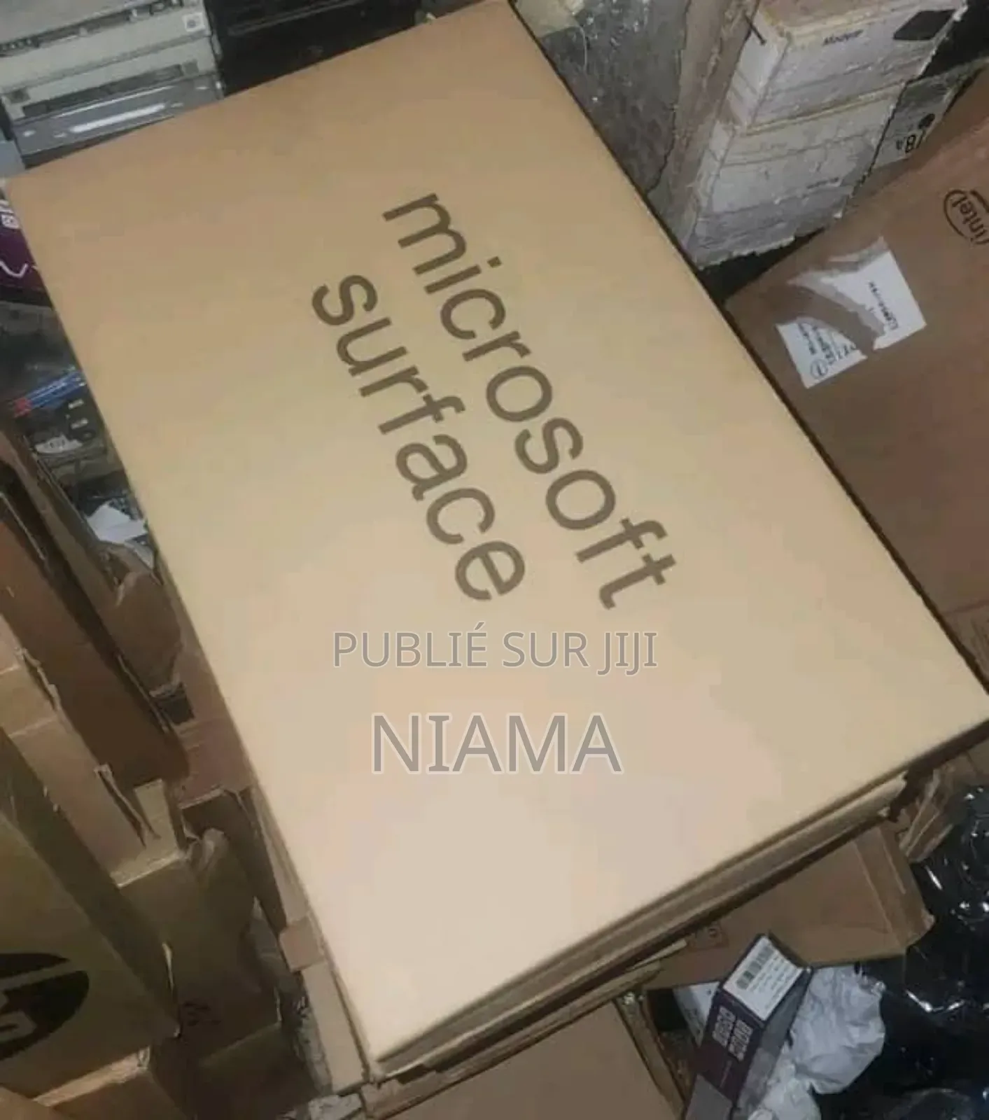 New Microsoft Surface Book 2 8GB Intel Core I5 SSD 256GB