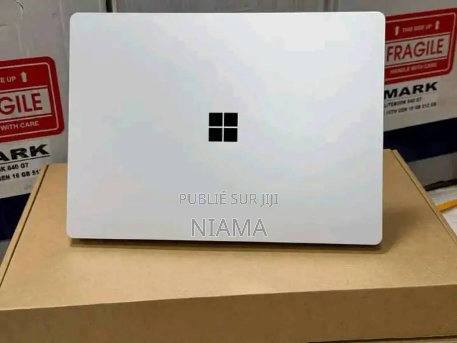 New Microsoft Surface Laptop 2 16GB Intel Core I7 SSD 512GB