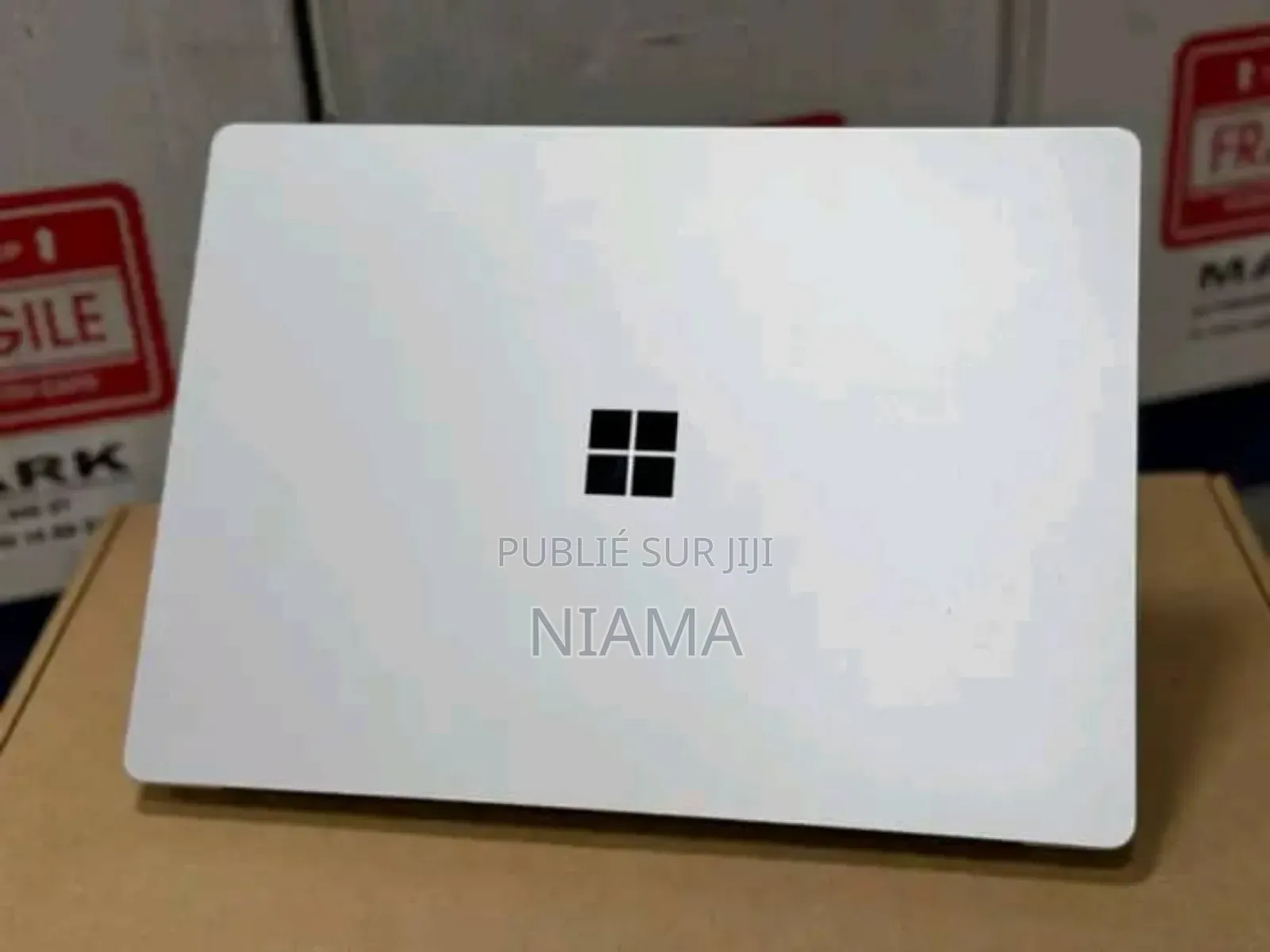 New Microsoft Surface Laptop 2 16GB Intel Core I7 SSD 512GB