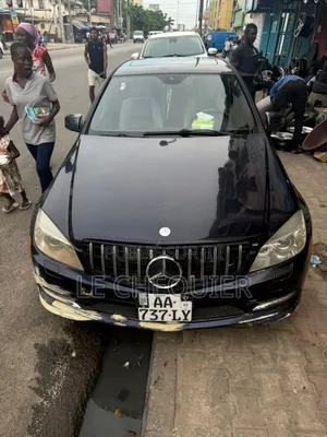Photo - Mercedes-Benz C300 2009 Noir