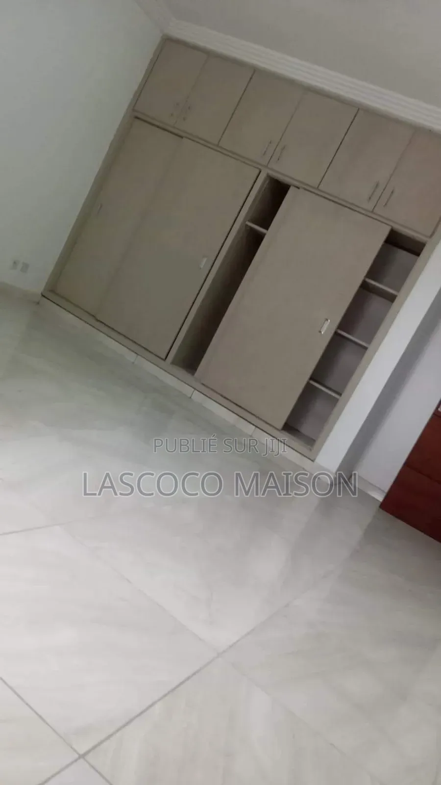 2chbre Appartement dans Lascoco Maison, Cocody à Louer