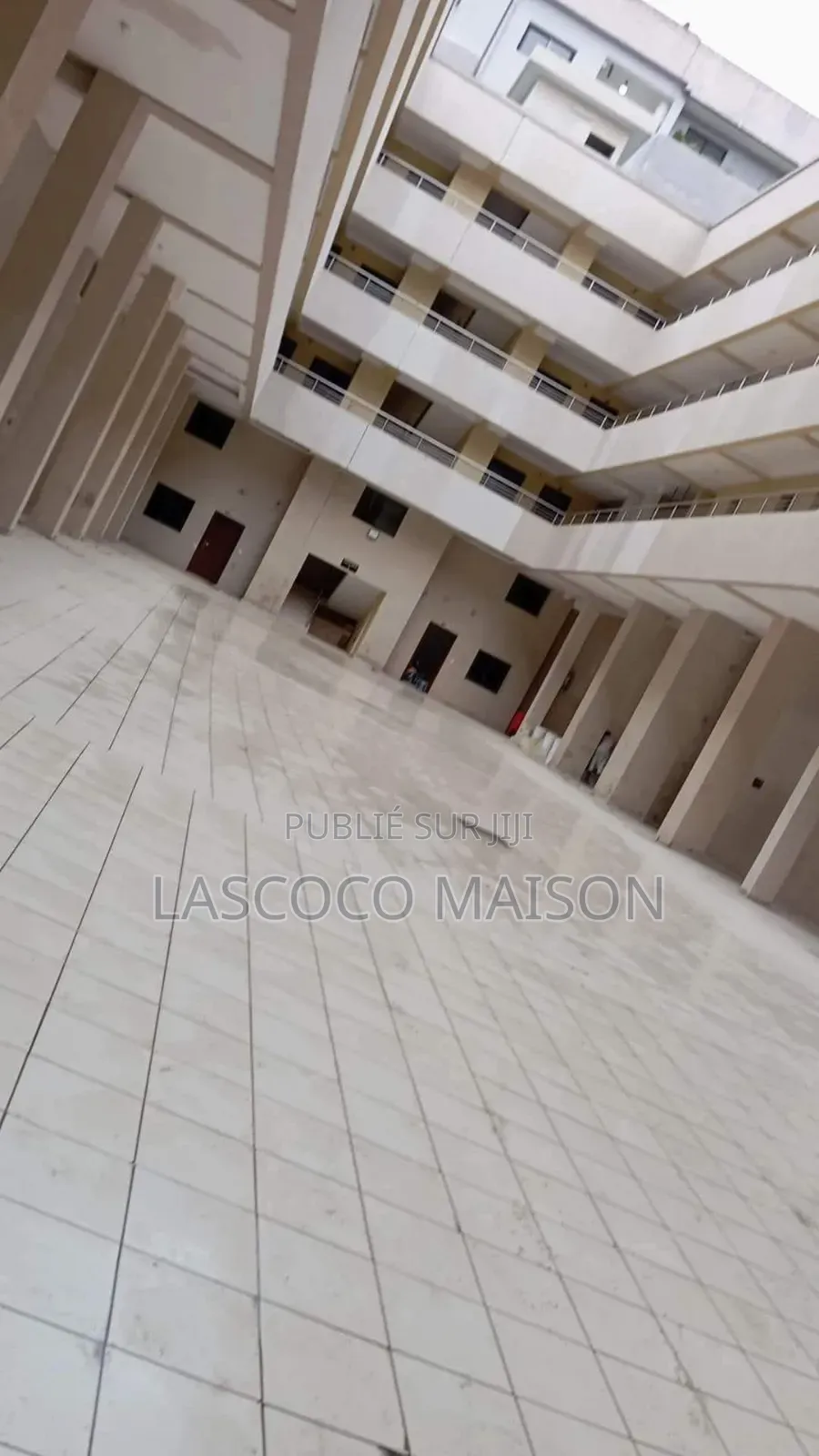 2chbre Appartement dans Lascoco Maison, Cocody à Louer