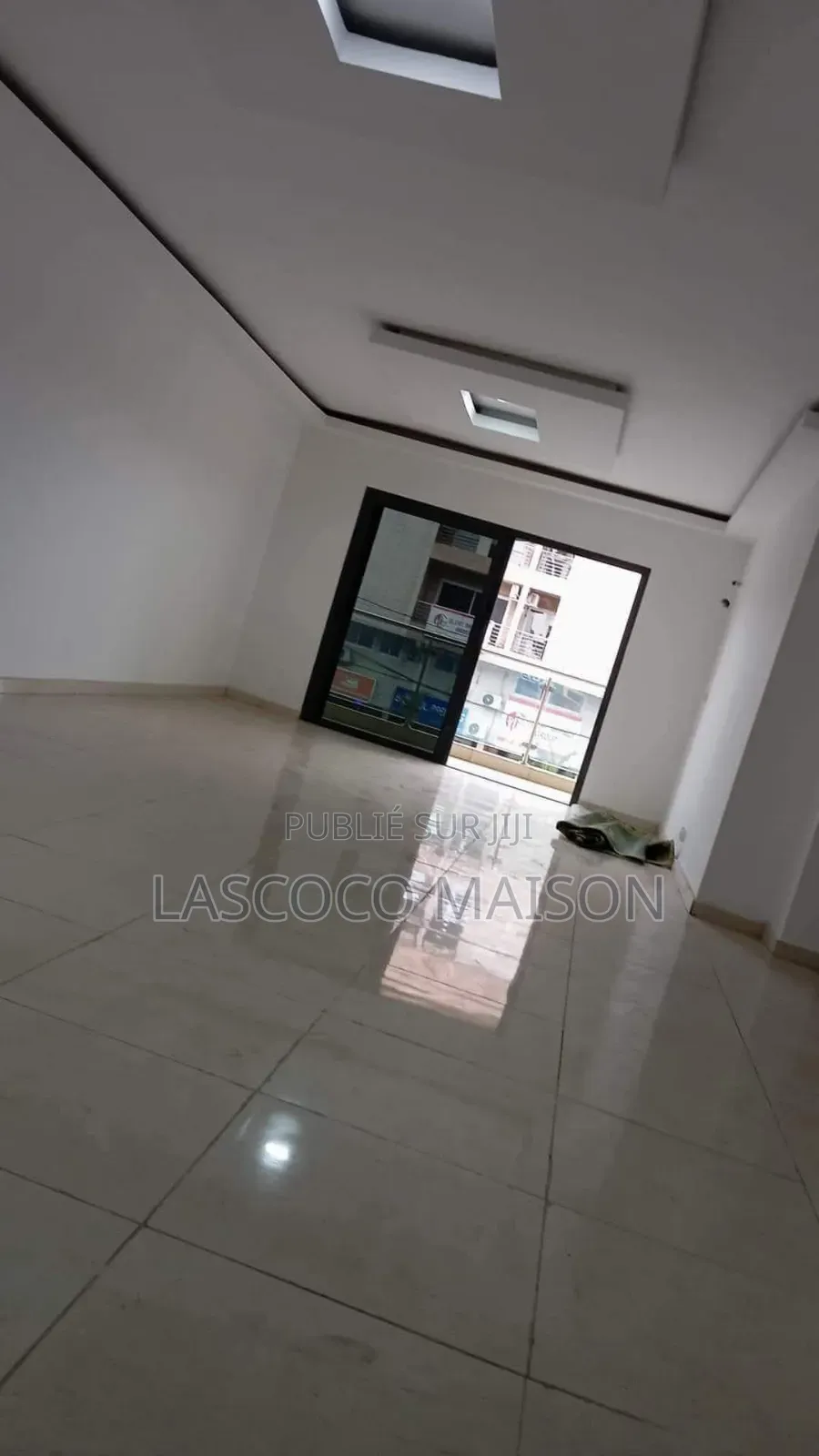 2chbre Appartement dans Lascoco Maison, Cocody à Louer