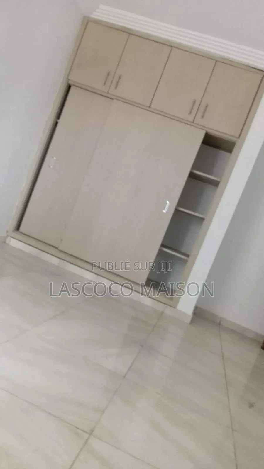 2chbre Appartement dans Lascoco Maison, Cocody à Louer