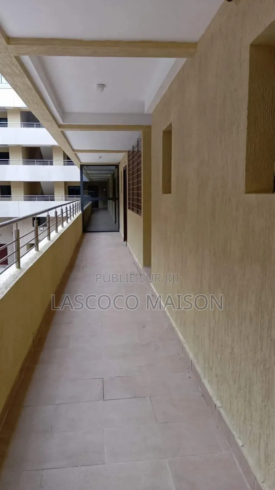 2chbre Appartement dans Lascoco Maison, Cocody à Louer